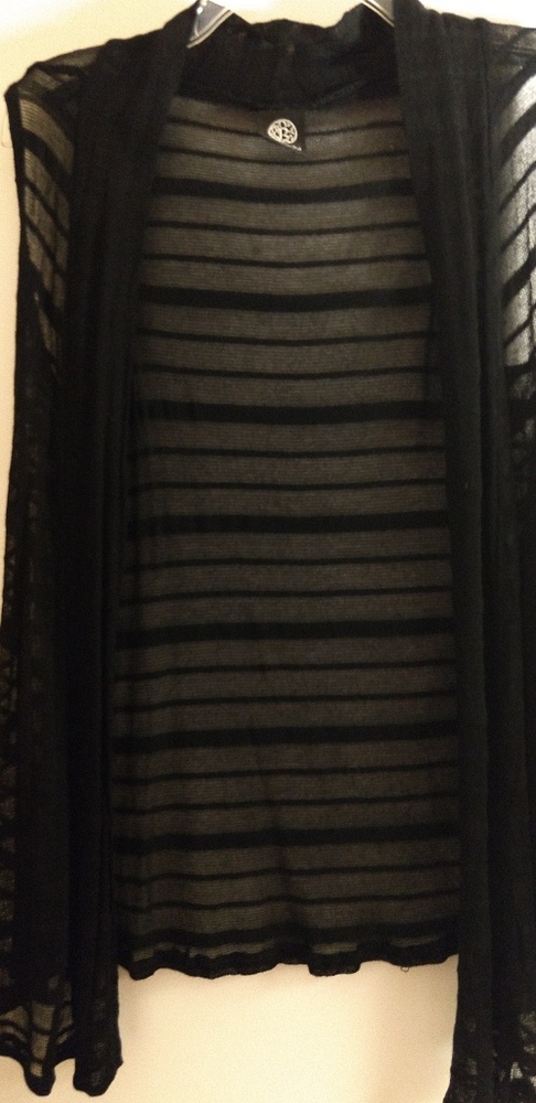 Sleeveless lightweight coverup